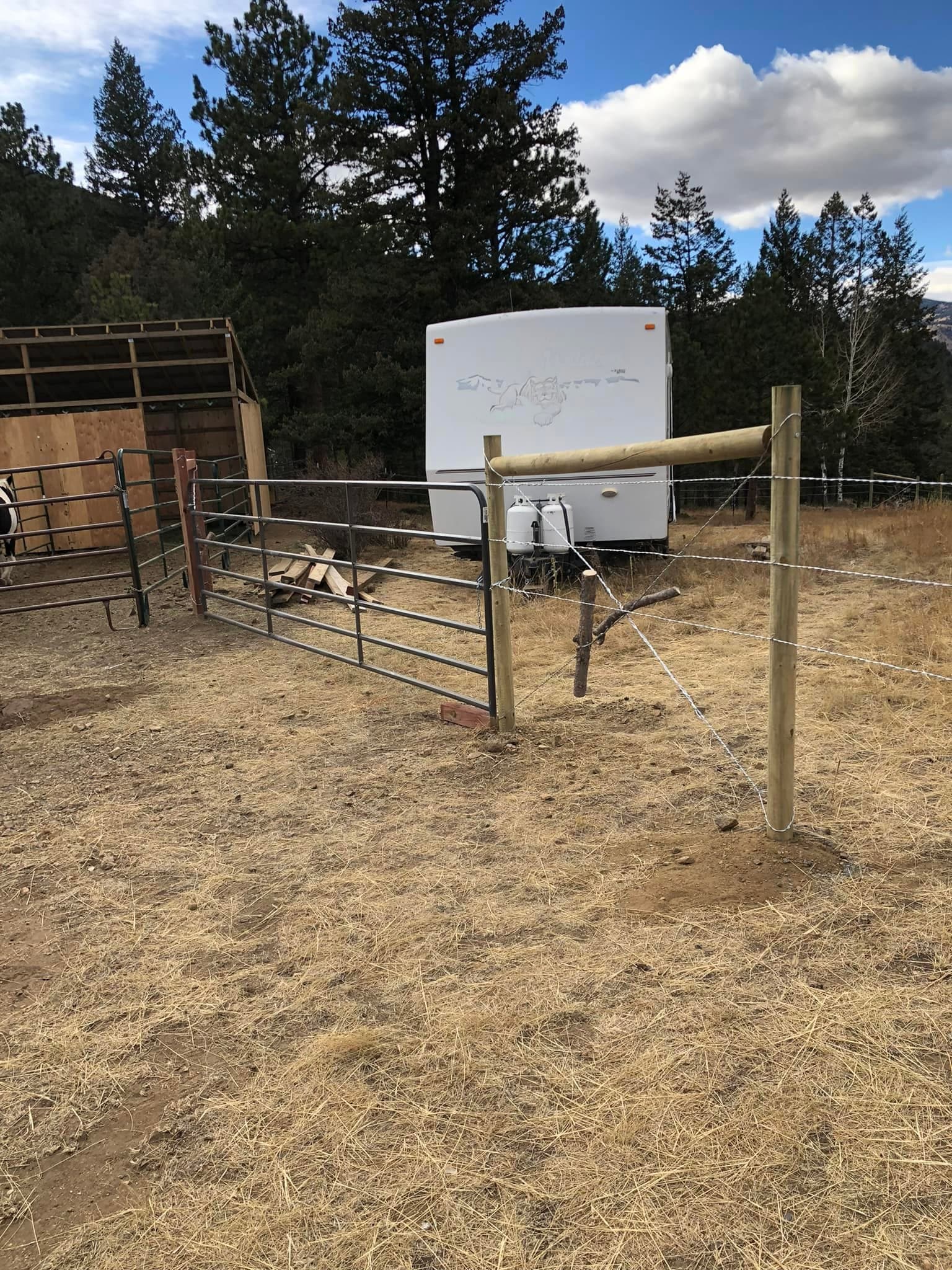 Barbless cable fence project