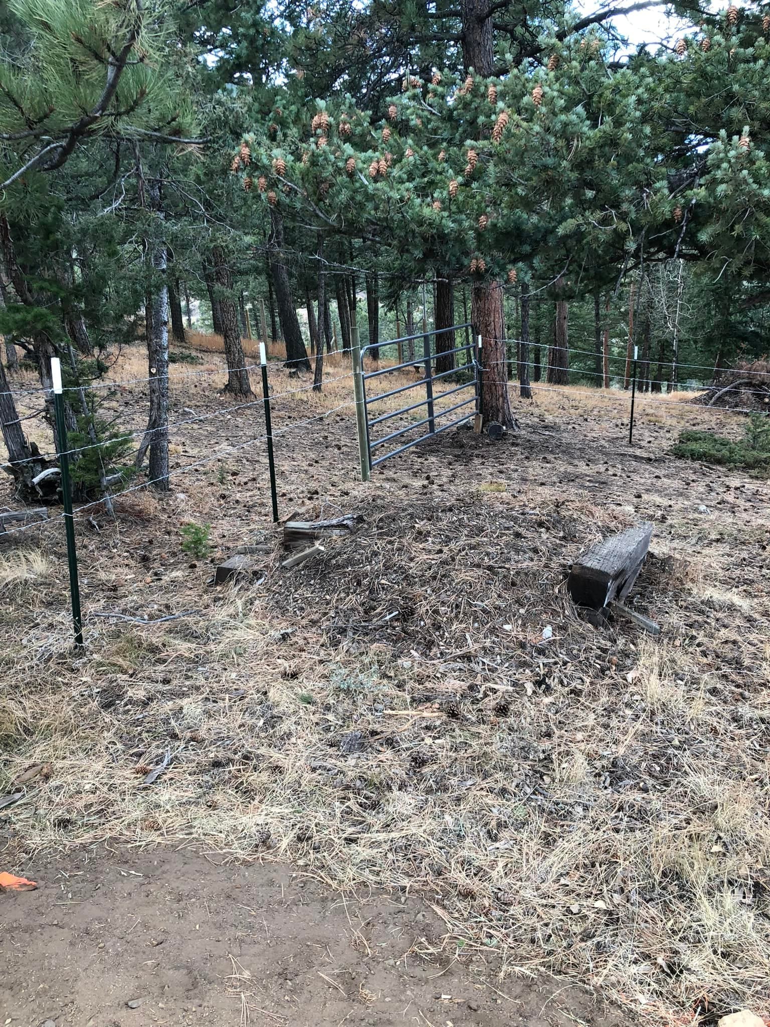 Barbless cable fence project